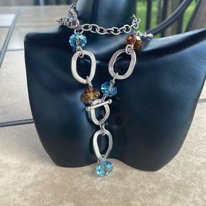 10 inches long/25 cm So much detail in this hammered silver tone necklace